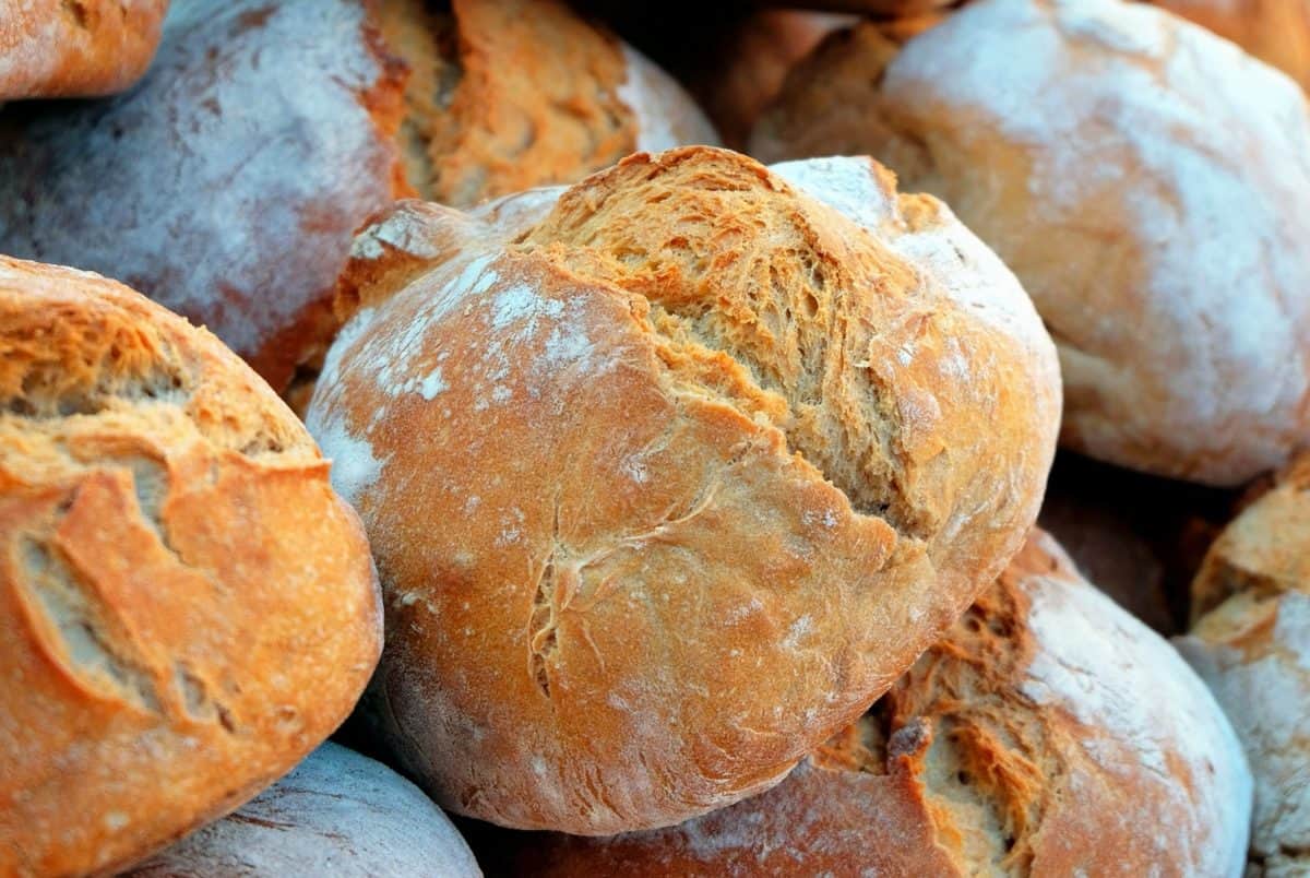 A ridotto contenuto di sodio, ma gustoso come il tradizionale e buono per 90 giorni: dal CREA un nuovo tipo di pane iposodico di grano duro